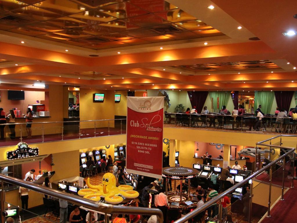 Aloha Sol Hotel And Casino Santiago De Los Caballeros Luaran gambar